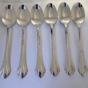 Vintage Oneida Community Enchantment 6 Demitasse Coffee Spoons Silver Plate 1985